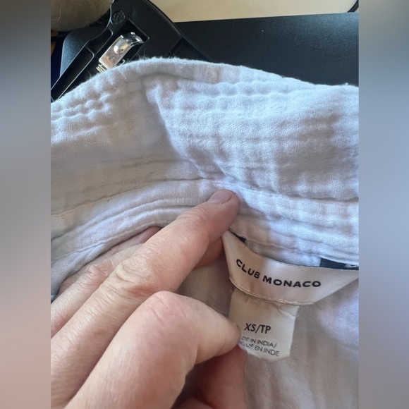 Club Monaco - Linen + Cotton Button Down Shirt - Picture 2 of 5